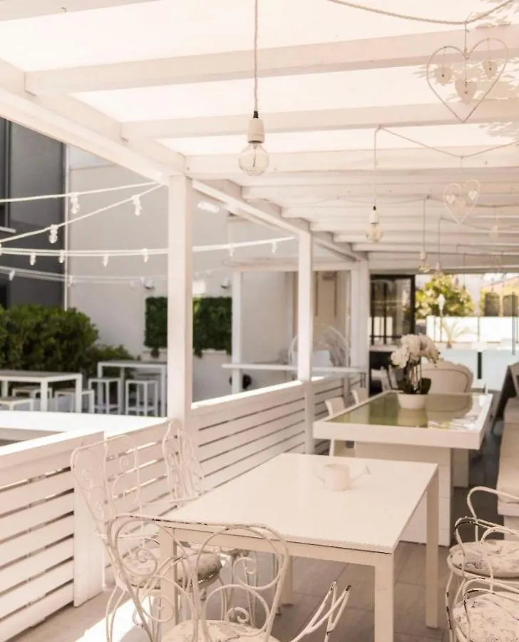 Apparthotel Ardea Riccione Italy